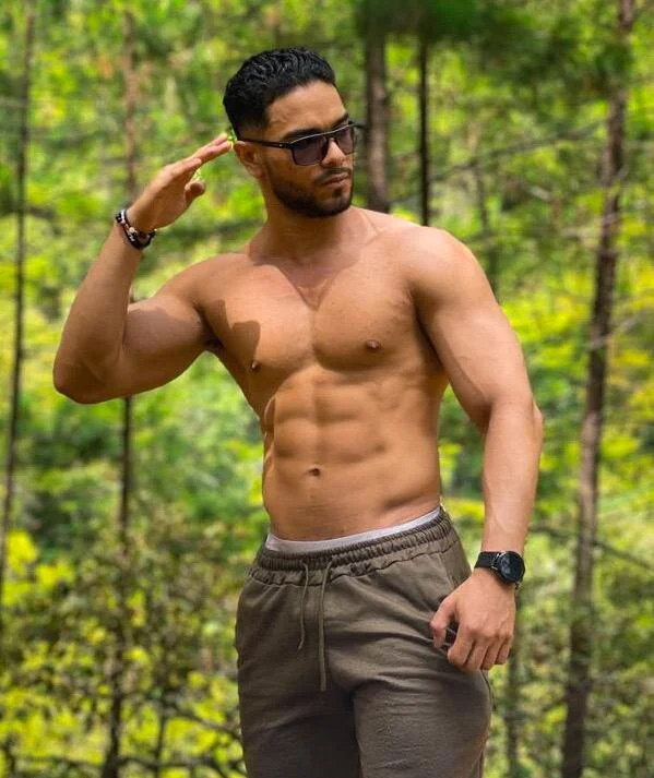XXX Porn Photo of Nude Josseph1_ 32