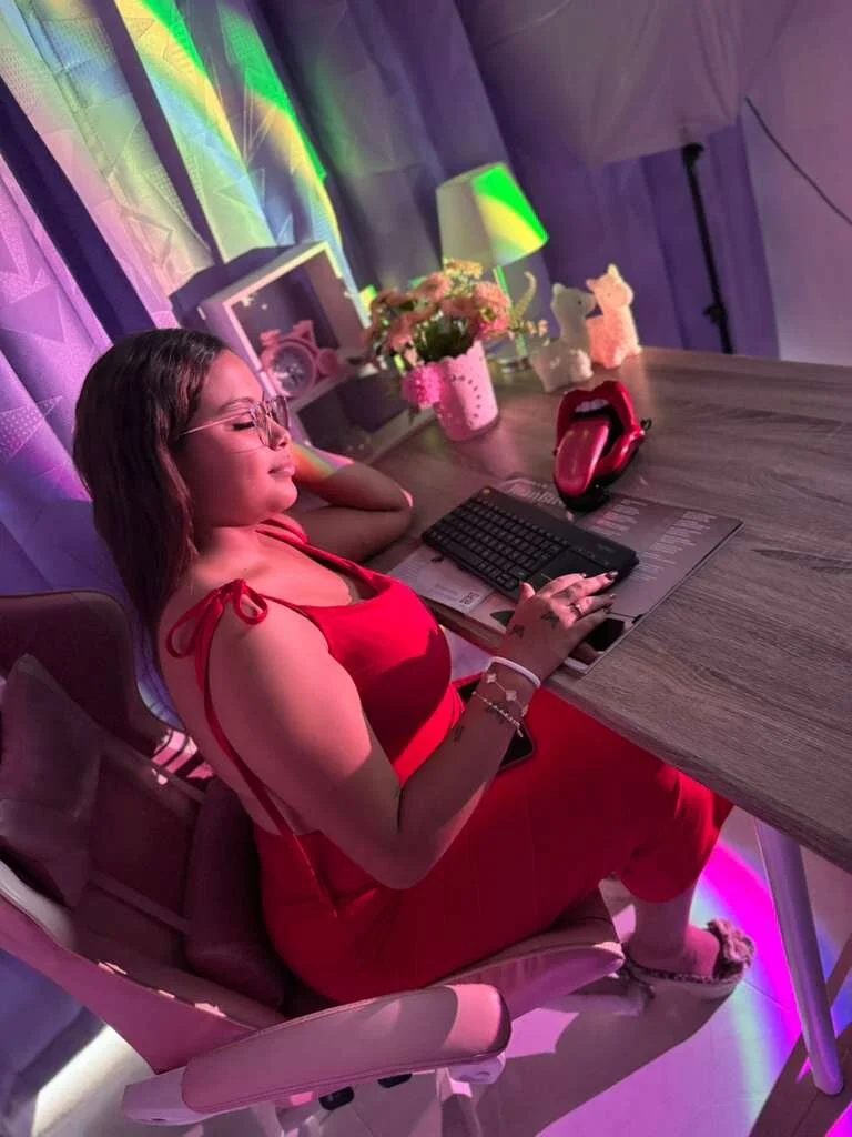 XXX Porn Photo of Nude heavenlybump_ 7