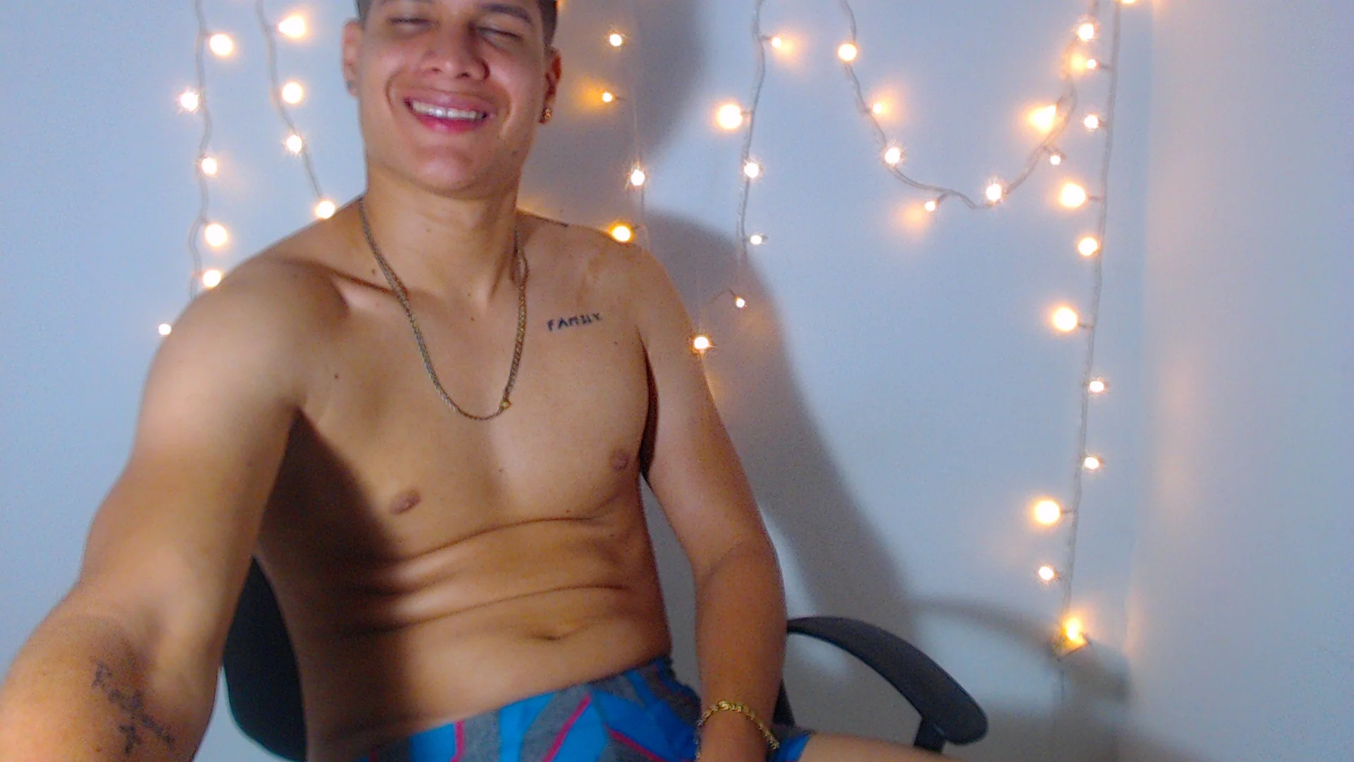 XXX Porn Photo of Nude PhoenixGnz 7