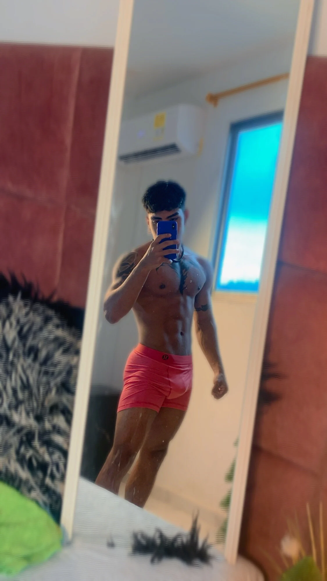 XXX Porn Photo of Nude Young_laroi 26