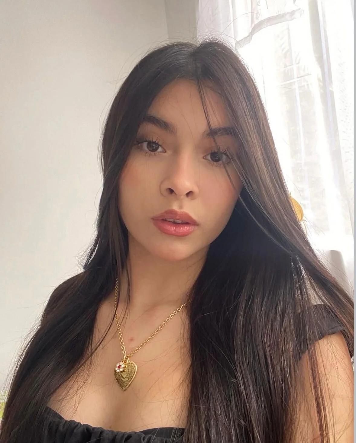 XXX Porn Photo of Nude Eli_Thomson 3