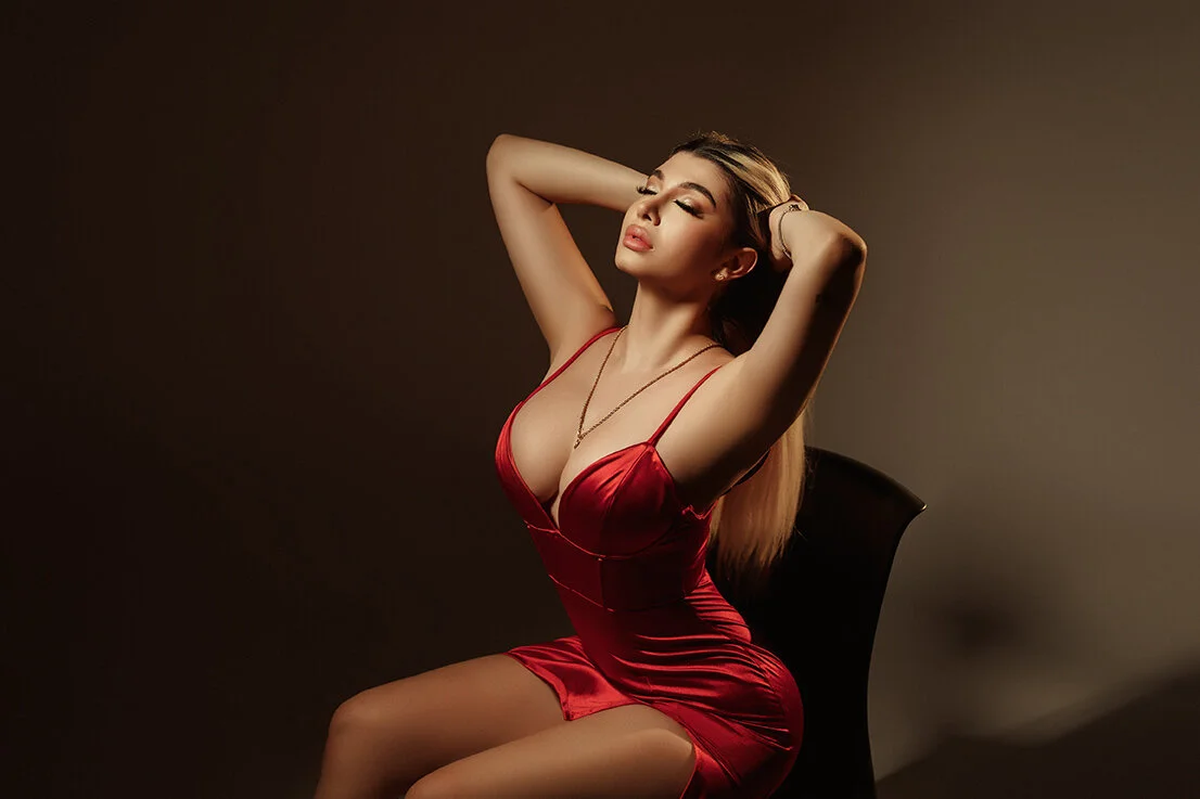 XXX Porn Photo of Nude khloe__018 21