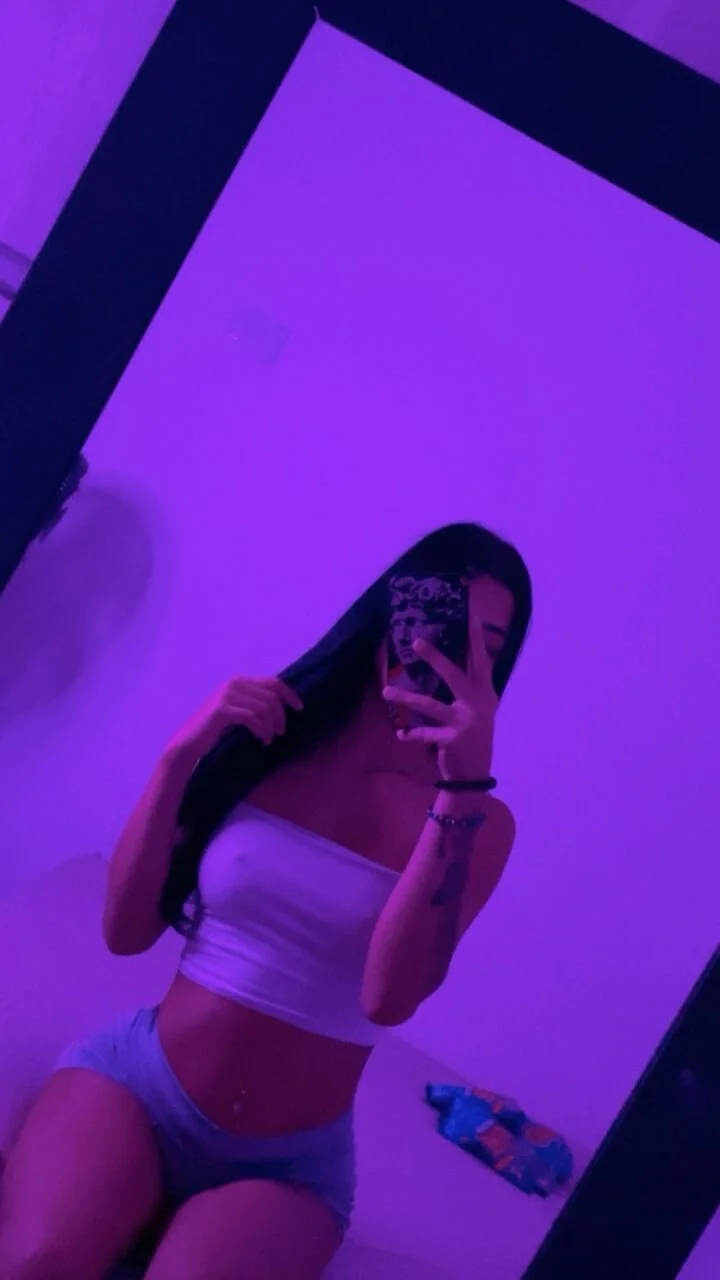 XXX Porn Photo of Nude AmberrHT 5