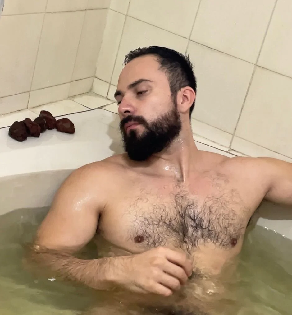 XXX Porn Photo of Nude GloboseConserve 1