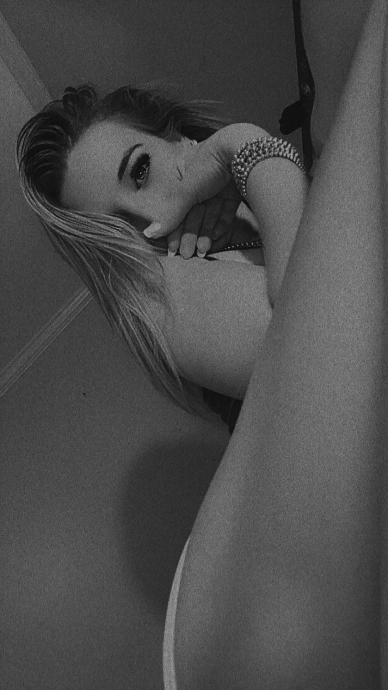 XXX Porn Photo of Nude BetterThanAI 5