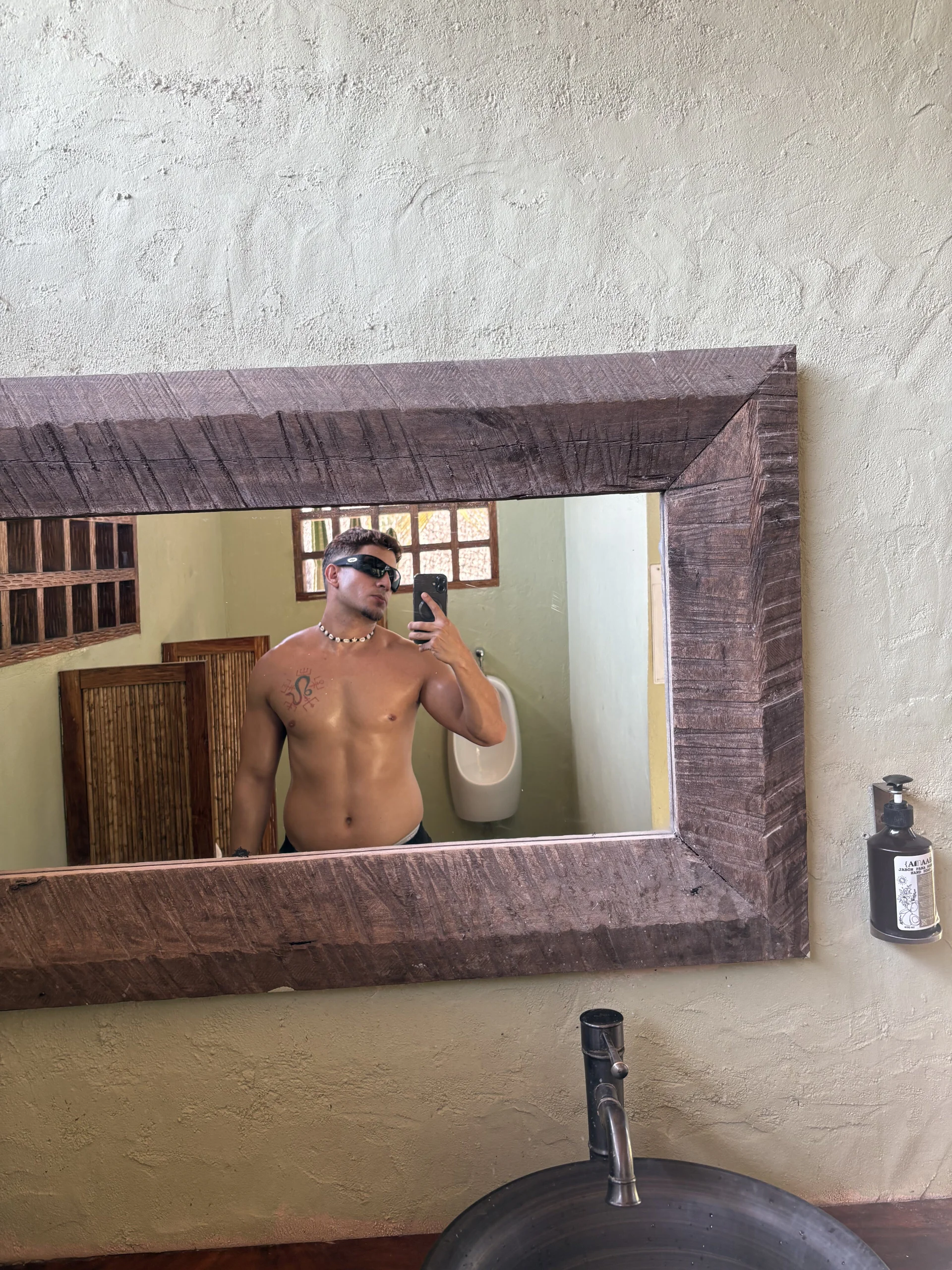 XXX Porn Photo of Nude apolo_strange 2