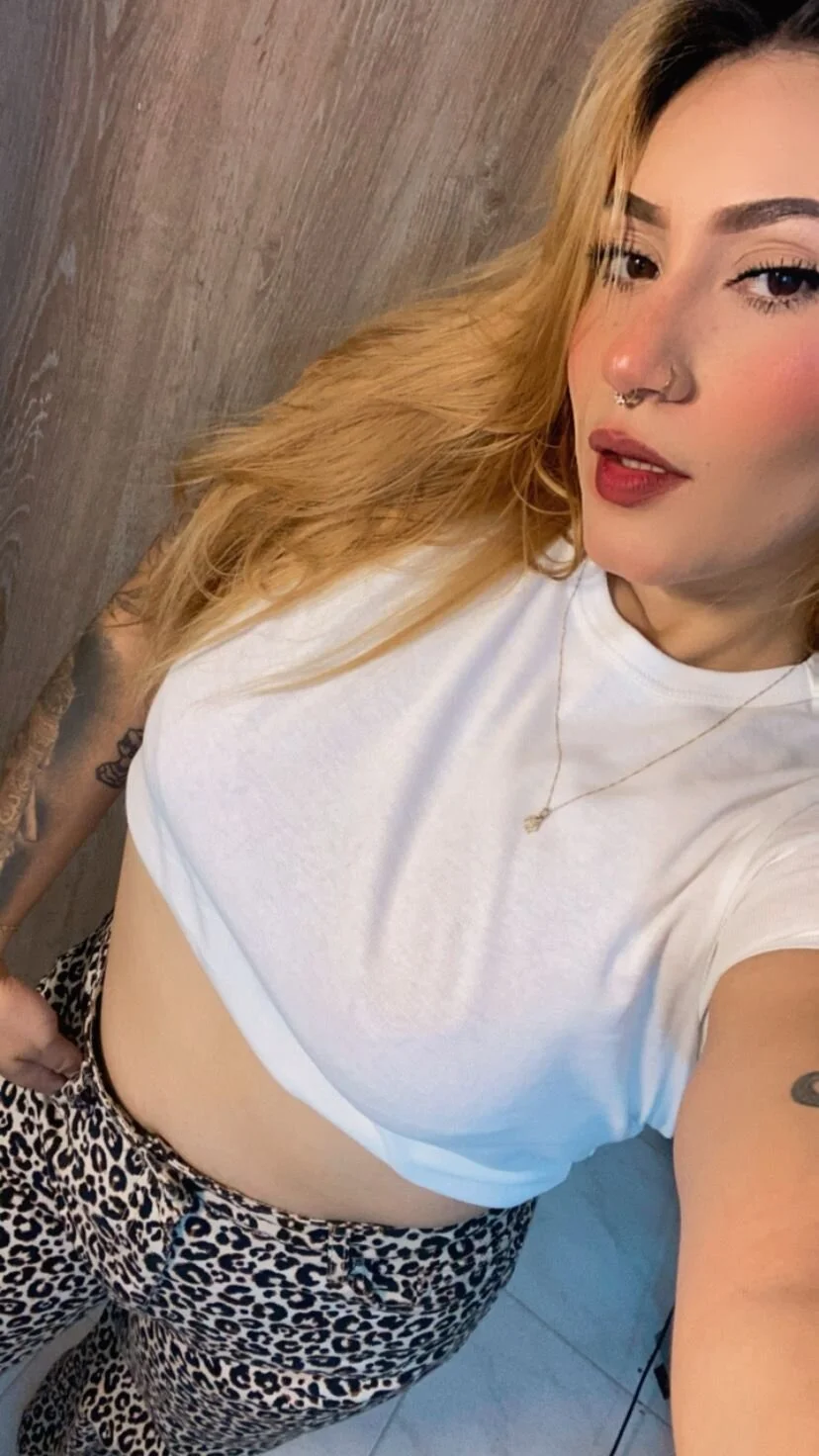 XXX Porn Photo of Nude Emily_robertss 51