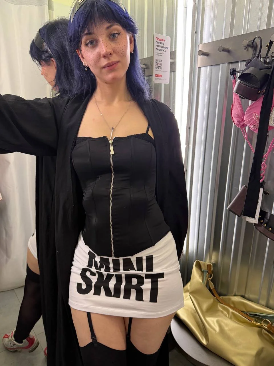 XXX Porn Photo of Nude Only_April 25