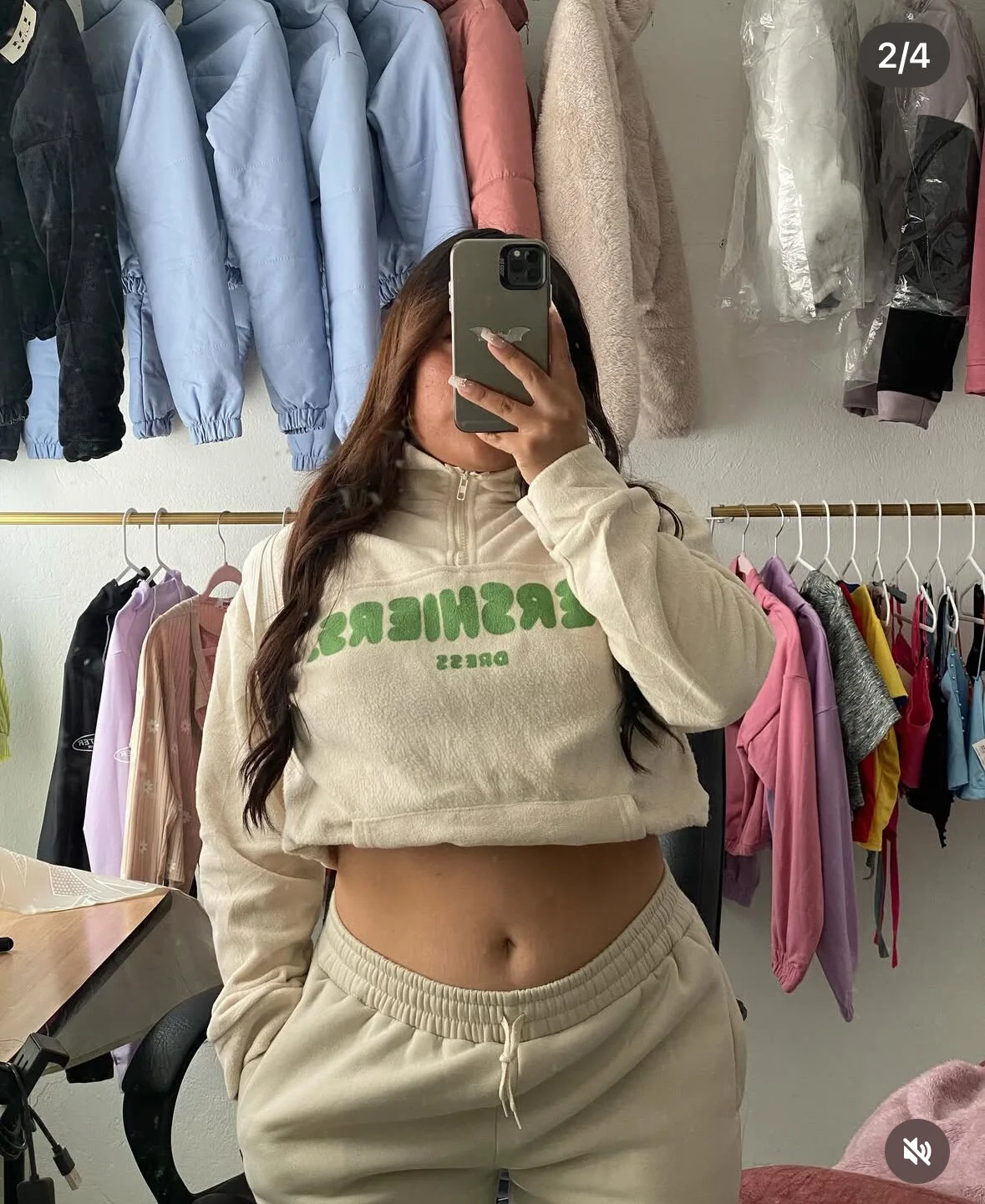 XXX Porn Photo of Nude Laura_Med 11