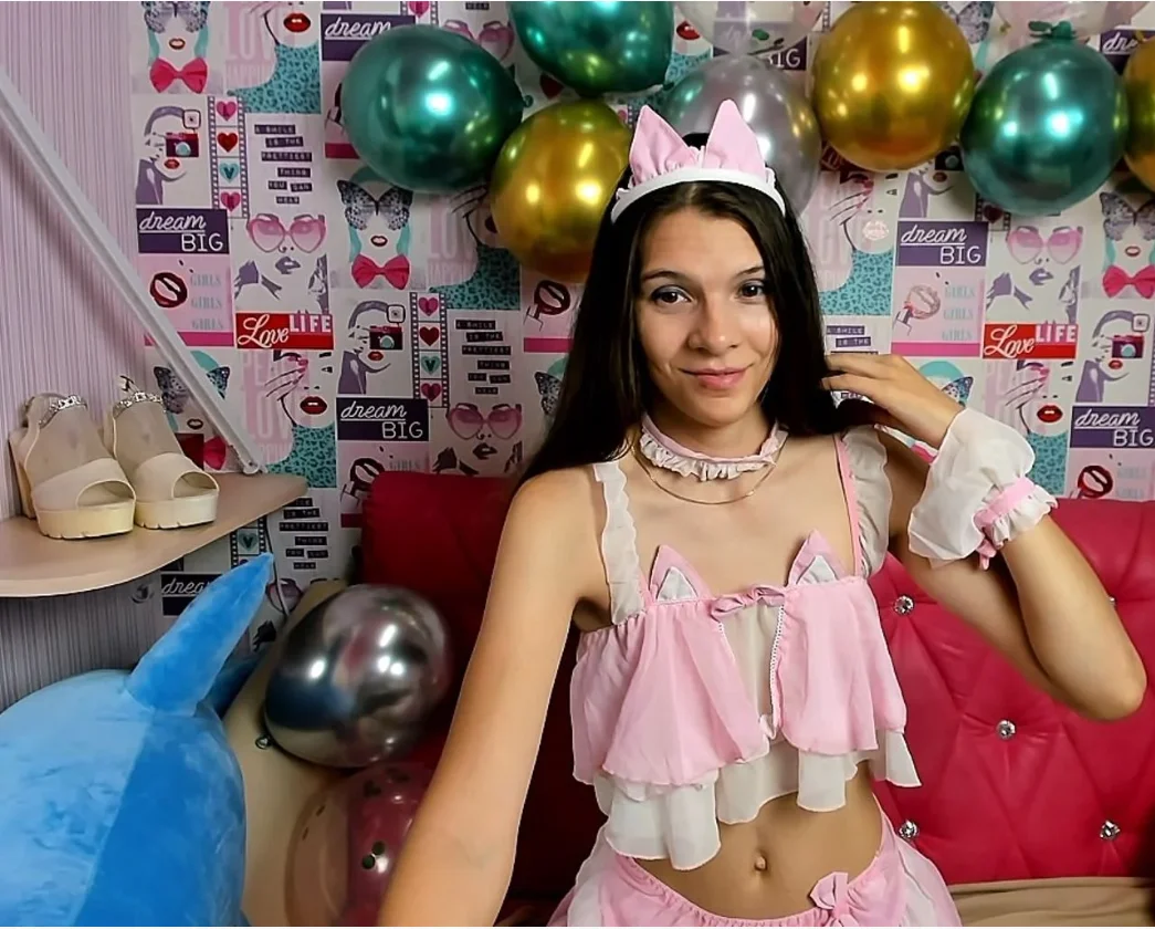 XXX Porn Photo of Nude MollyLollipop 6