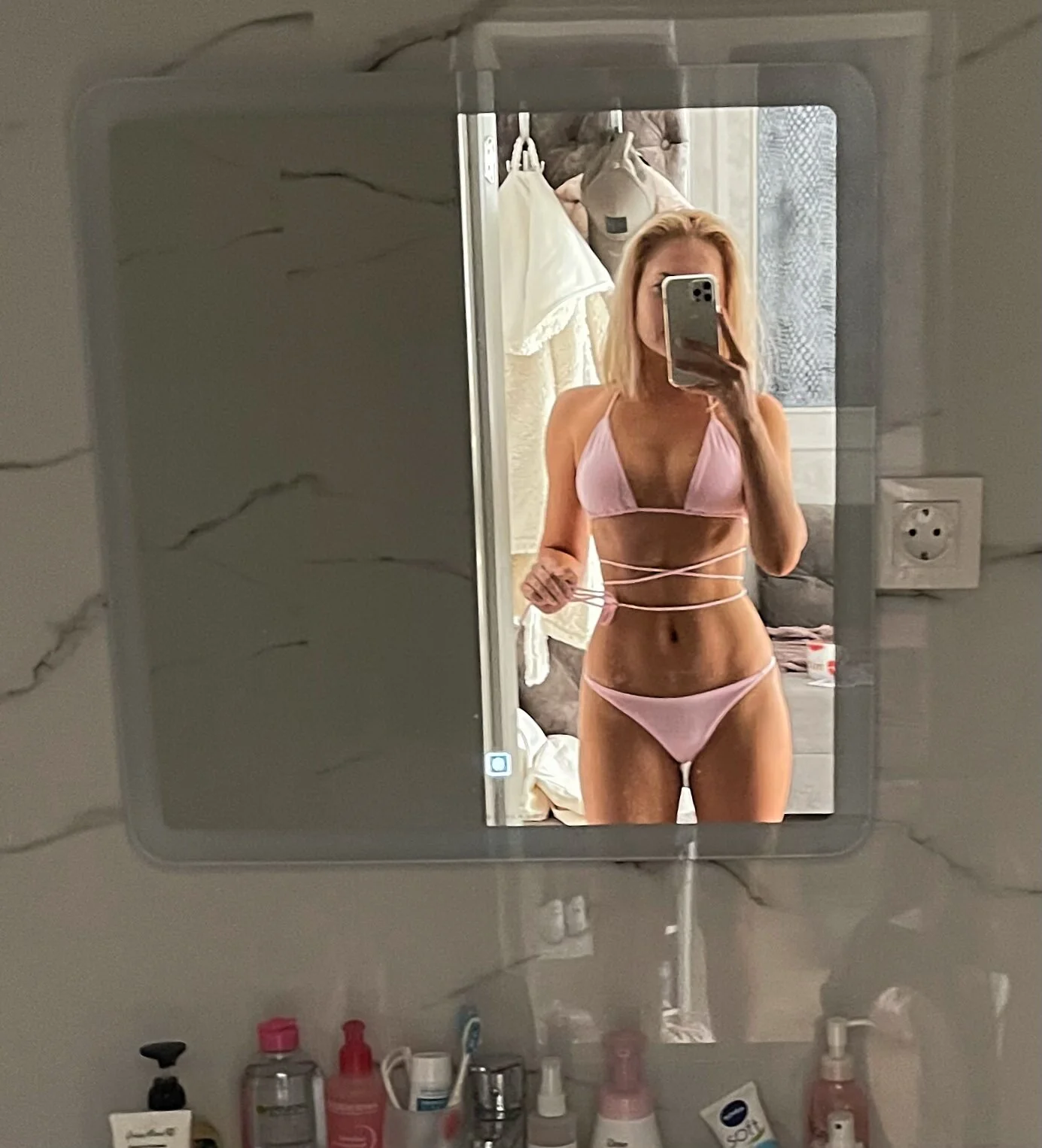 XXX Porn Photo of Nude Chel_sea_ 19