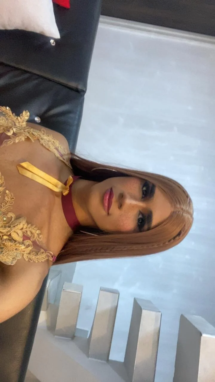 XXX Porn Photo of Nude adhaara_walton 2