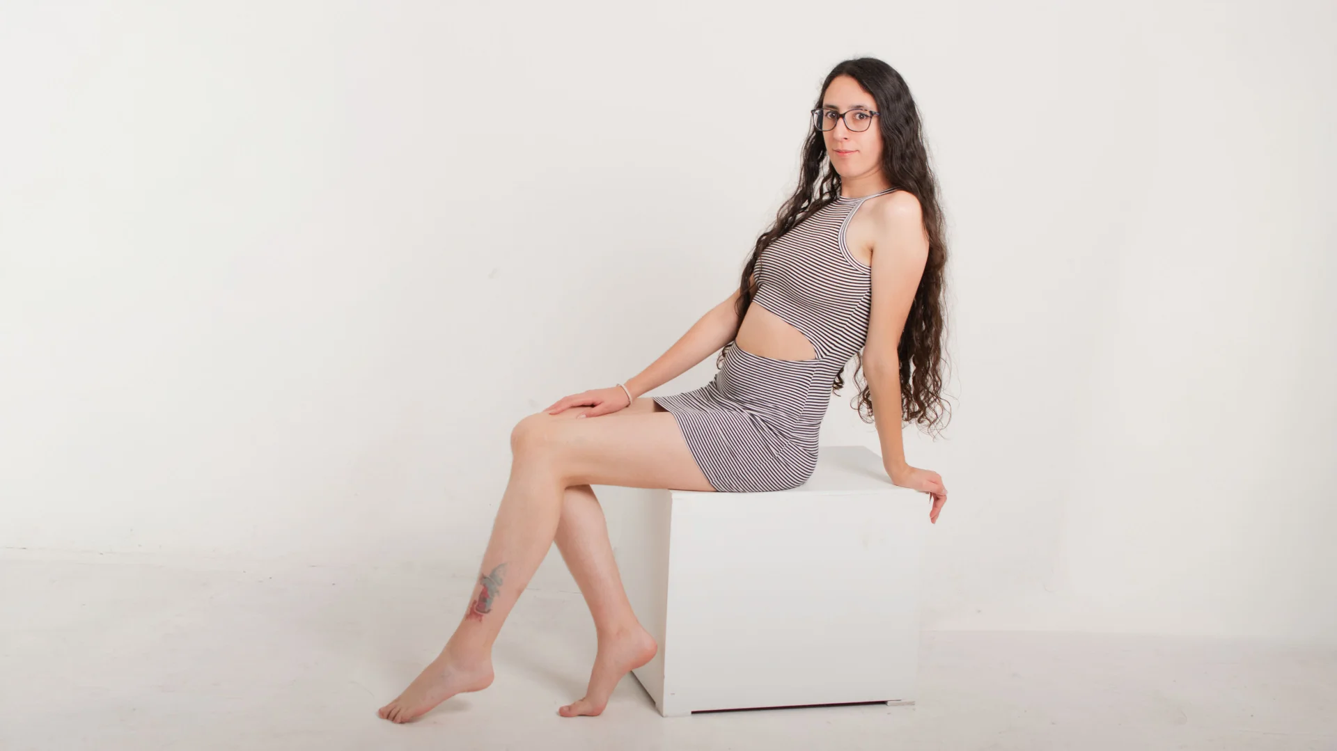 XXX Porn Photo of Nude GirafMusic 6