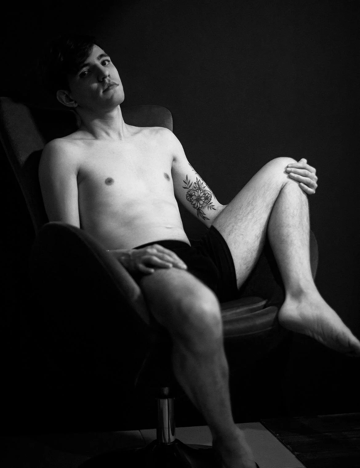 XXX Porn Photo of Nude Matteo12_ 10