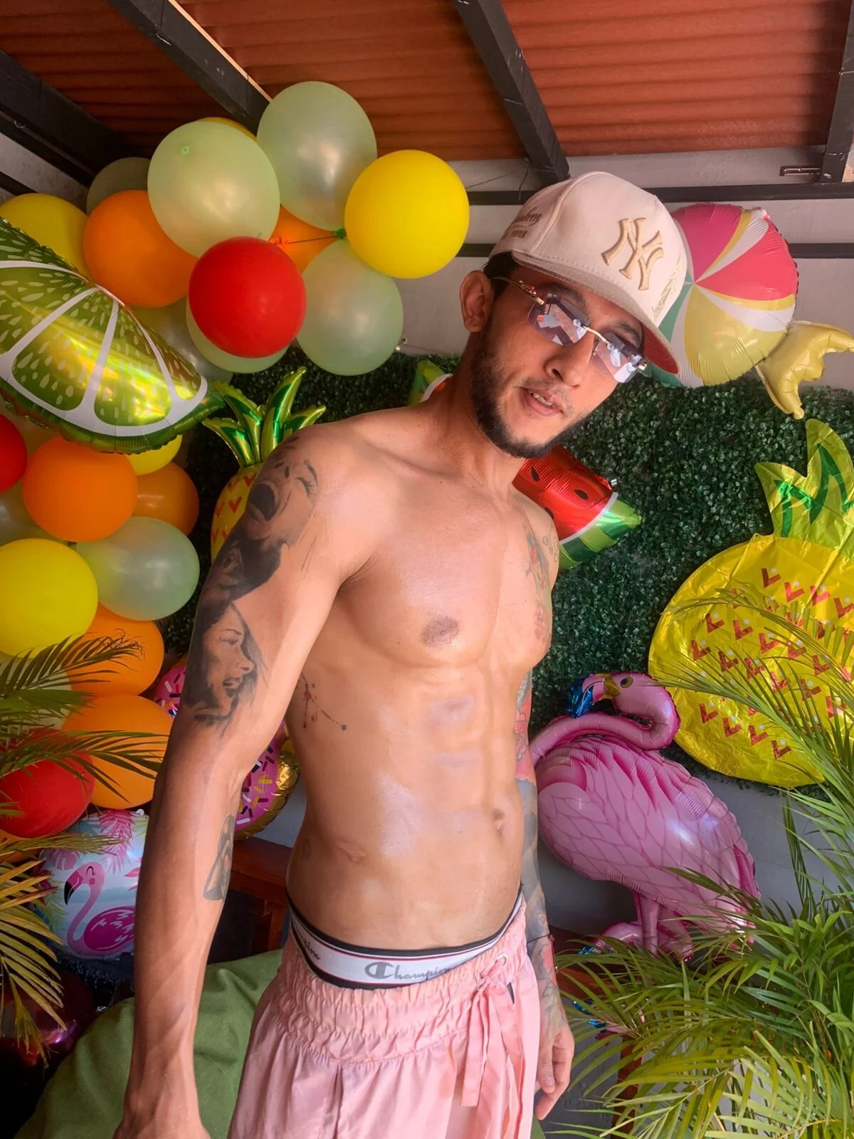 XXX Porn Photo of Nude jonas_conor 22