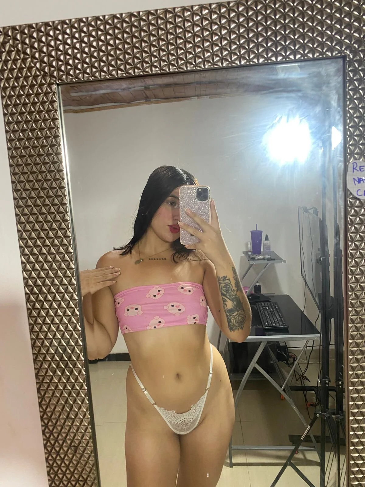 XXX Porn Photo of Nude Pinkg_Fox10 2