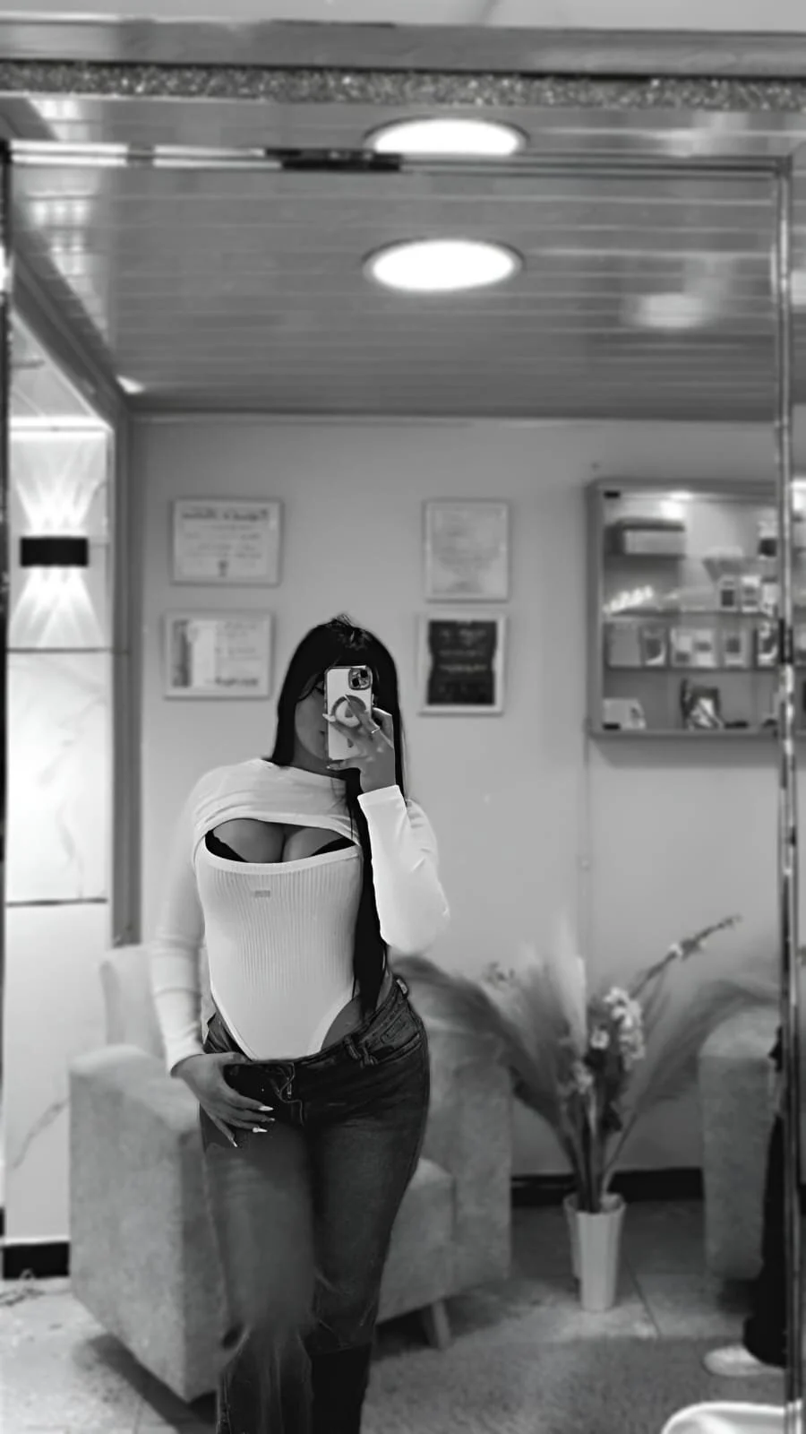 XXX Porn Photo of Nude nikky_rosse 21