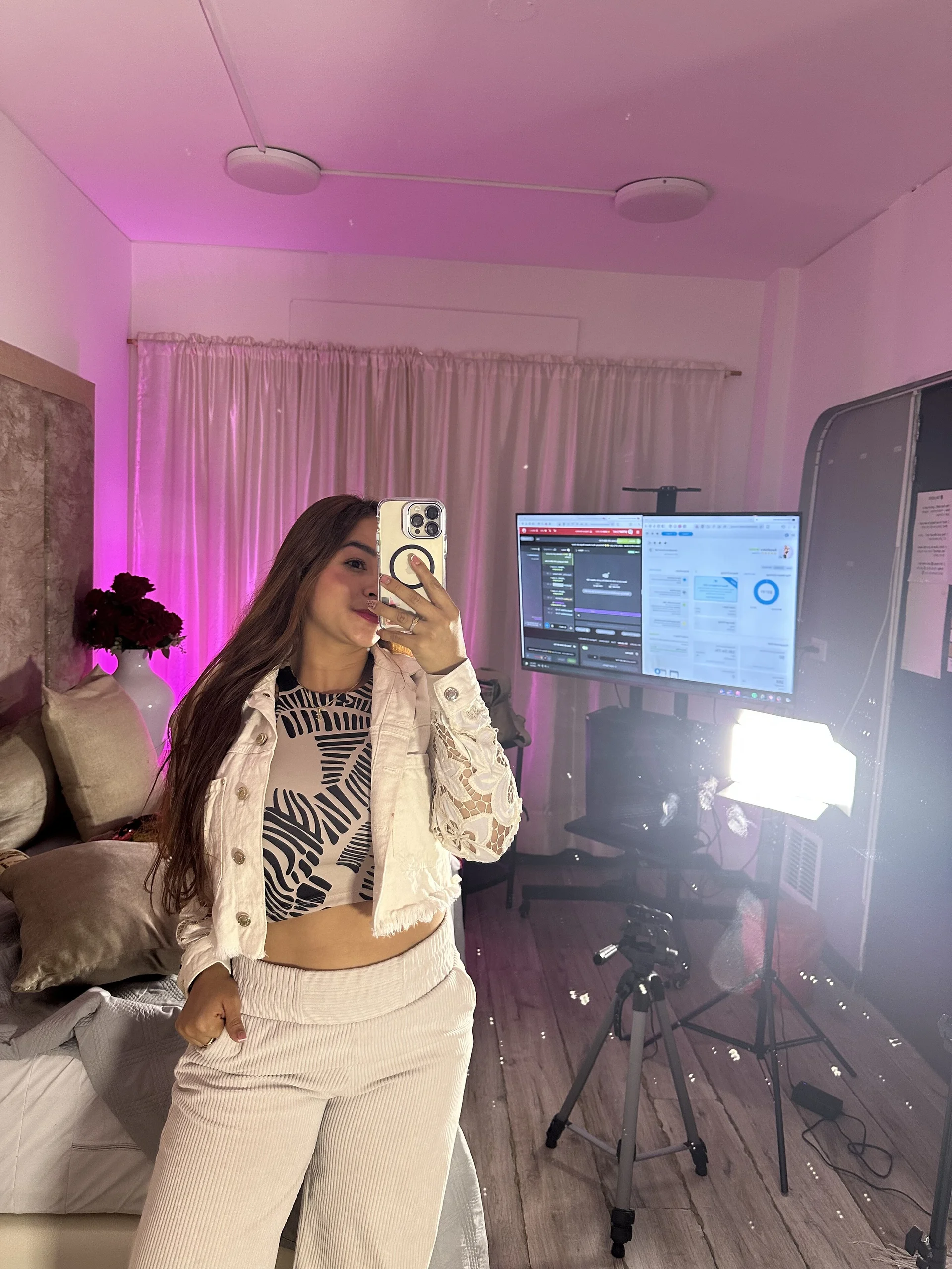 XXX Porn Photo of Nude KenaiGales 53