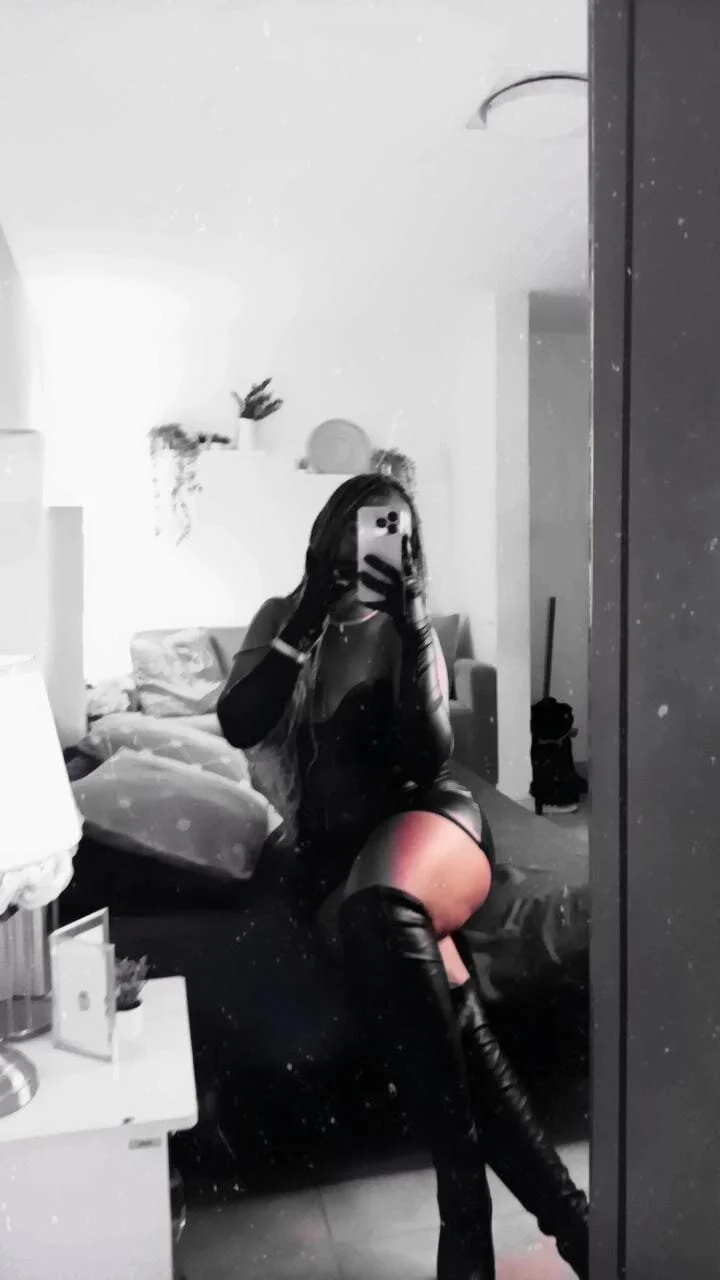 XXX Porn Photo of Nude NinaCarter 4