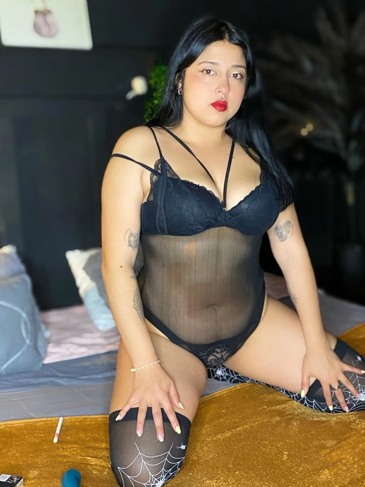 XXX Porn Photo of Nude leia_hot_ 18