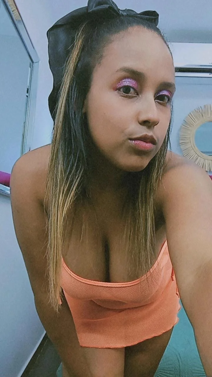 XXX Porn Photo of Nude nahomygrey_ 7