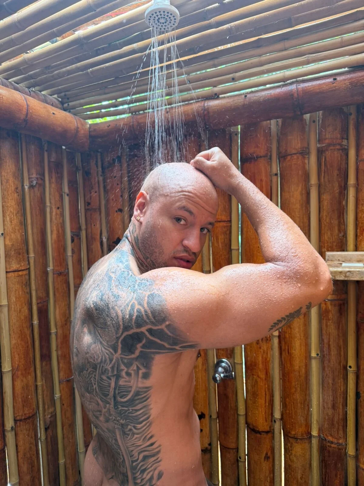 XXX Porn Photo of Nude dereckgreen 36