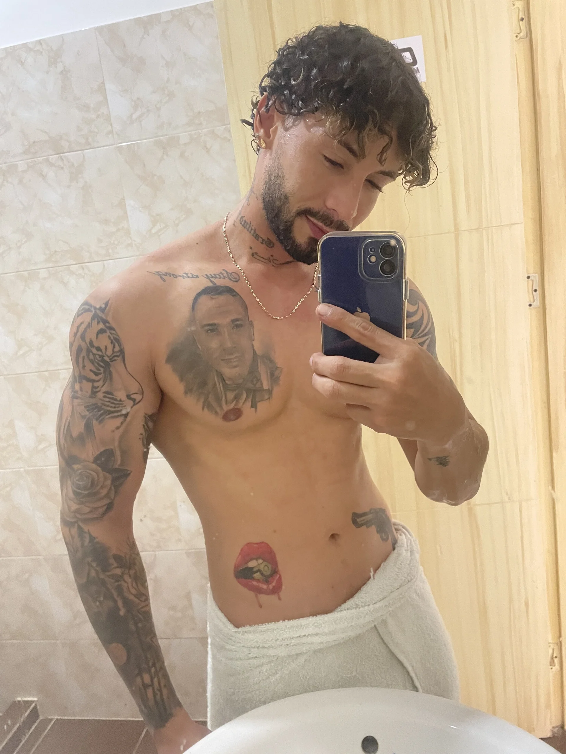 XXX Porn Photo of Nude Alucard_Vlack1 12