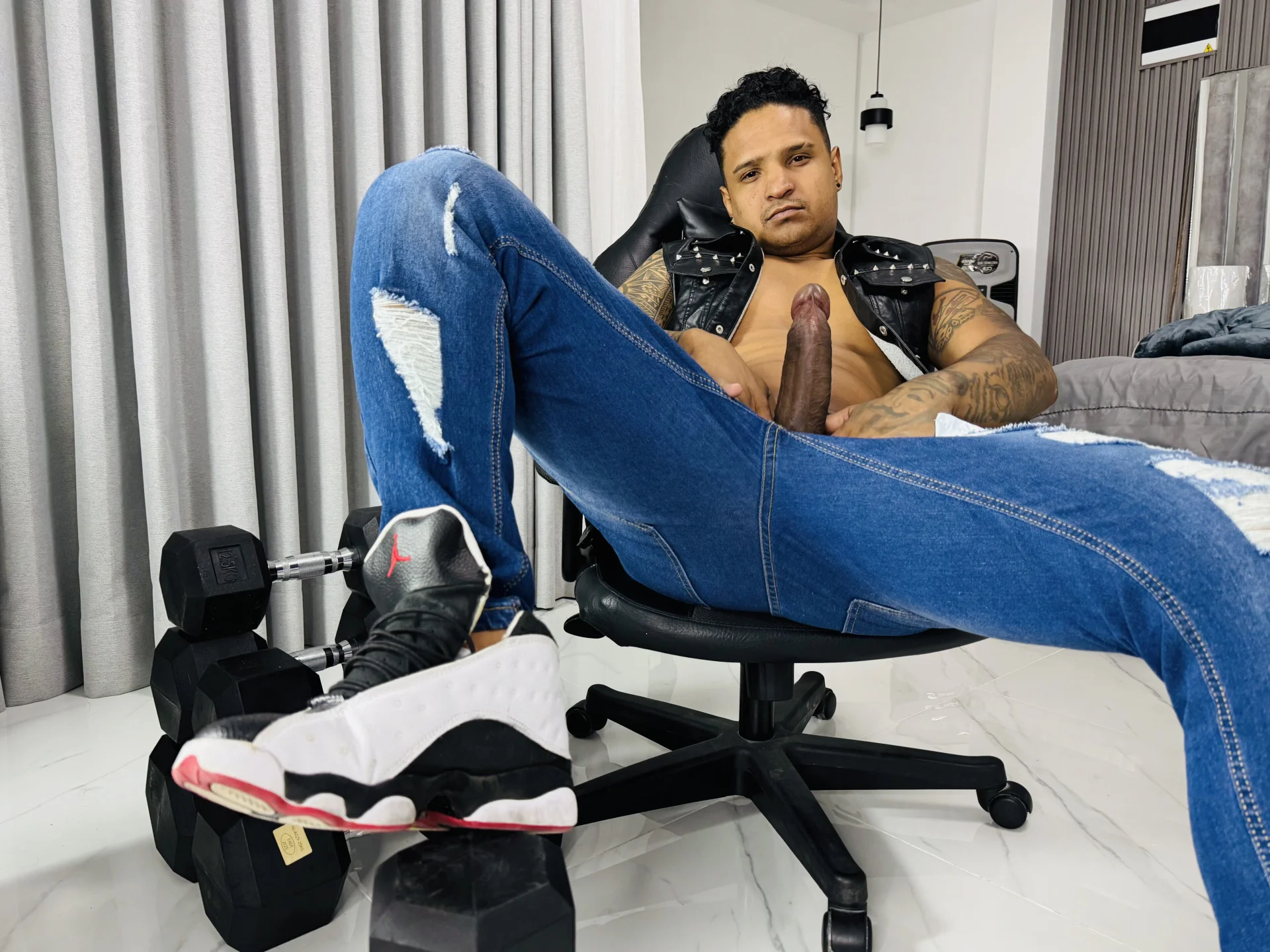 XXX Porn Photo of Nude master_leather 105