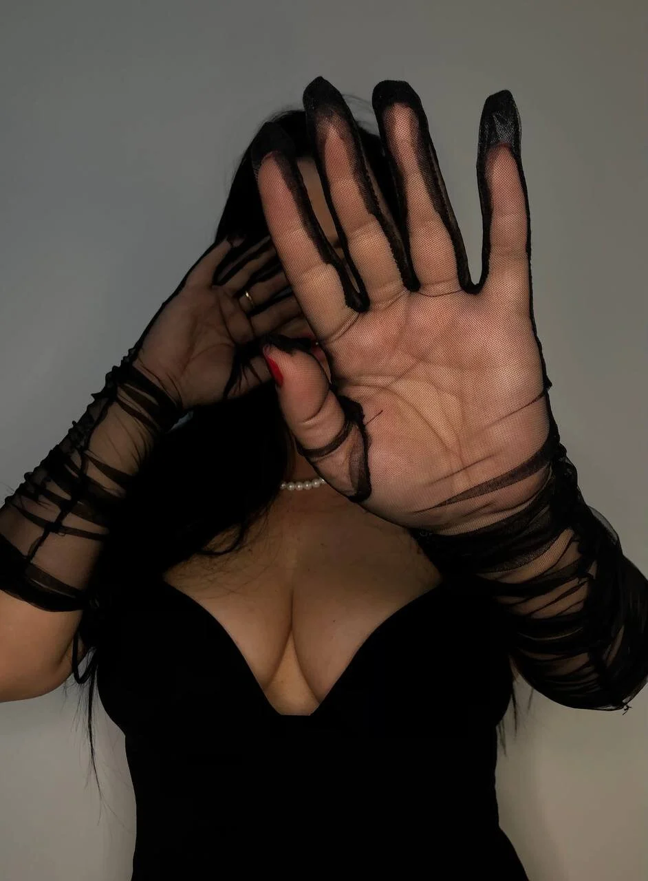 XXX Porn Photo of Nude Helga_Fawx 1