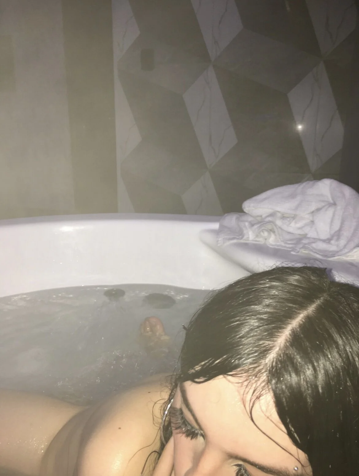 XXX Porn Photo of Nude DesireLuxe 2