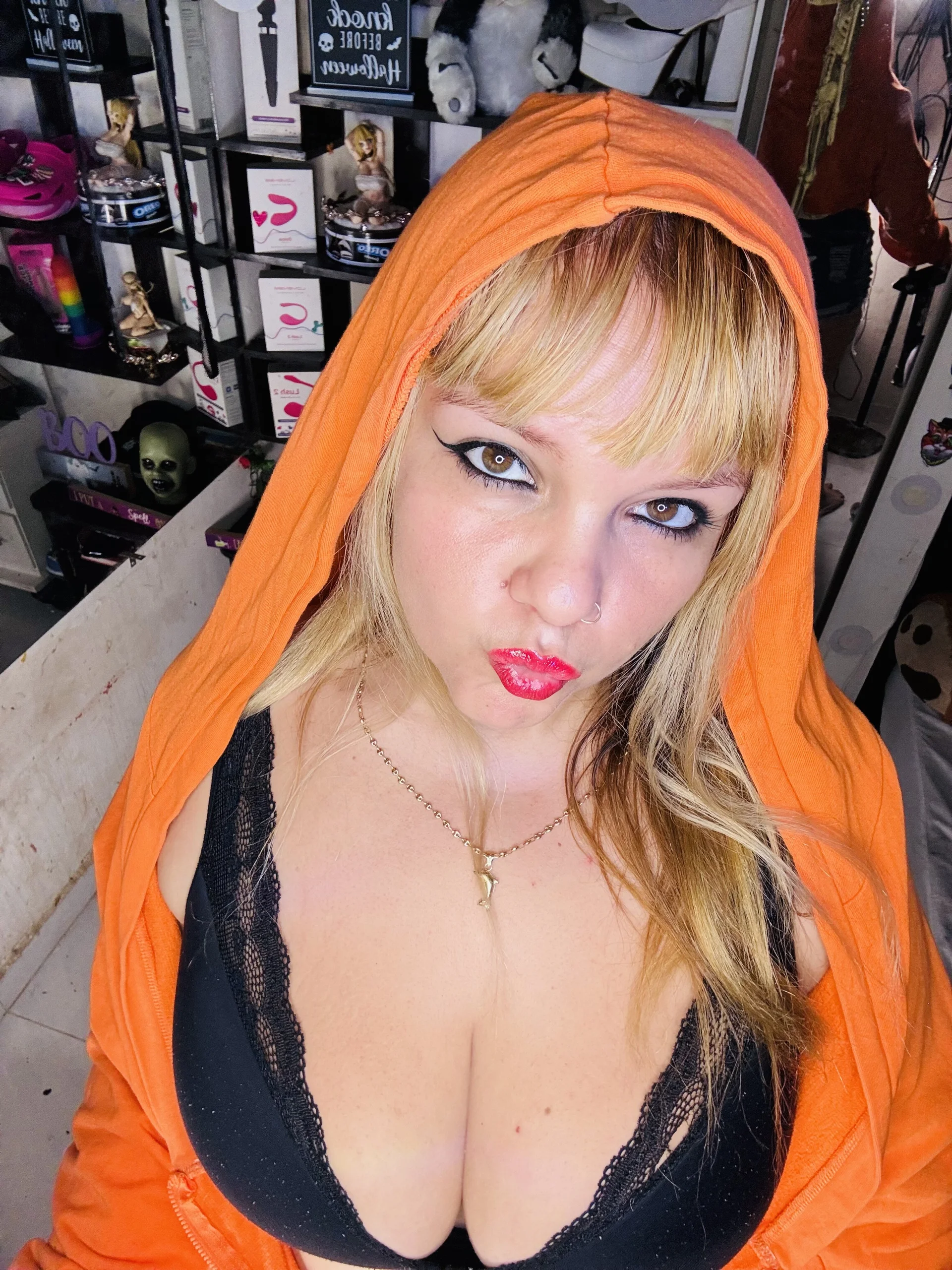 XXX Porn Photo of Nude allsson_queen 109