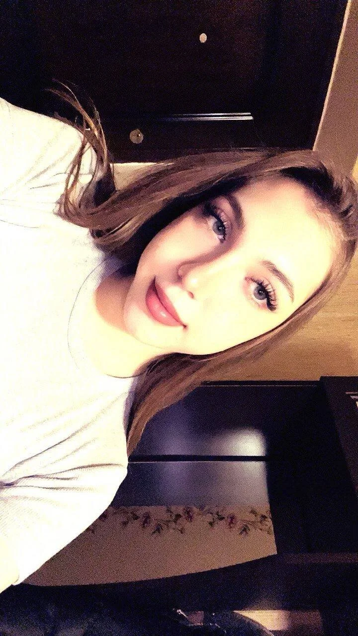 XXX Porn Photo of Nude ToiAhsing 8