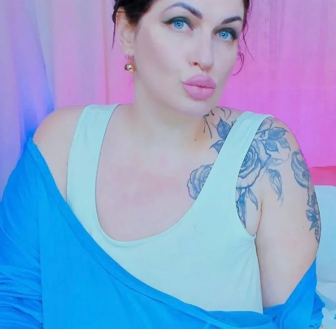 XXX Porn Photo of Nude AdeleCarlton88 69