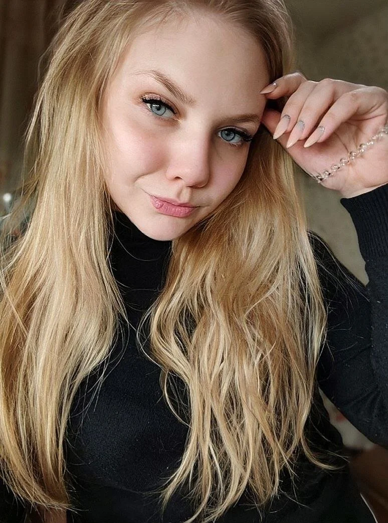 XXX Porn Photo of Nude AlinaMors 3