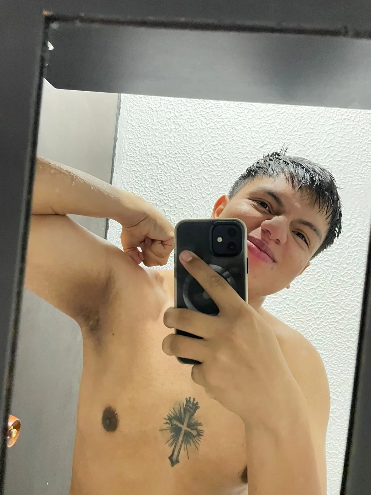 XXX Porn Photo of Nude Juan_David0 7