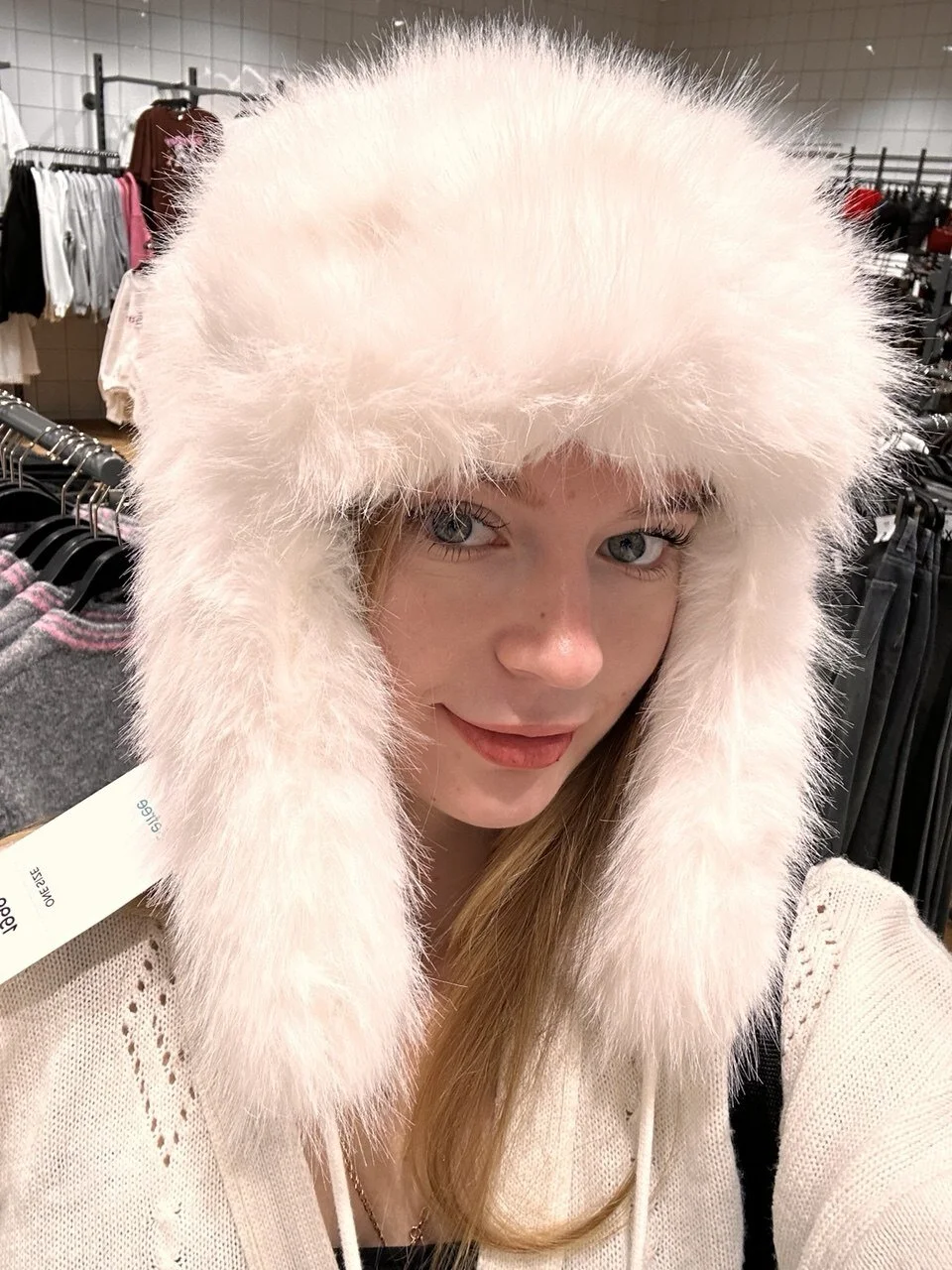 XXX Porn Photo of Nude sexyamelia_meow 1