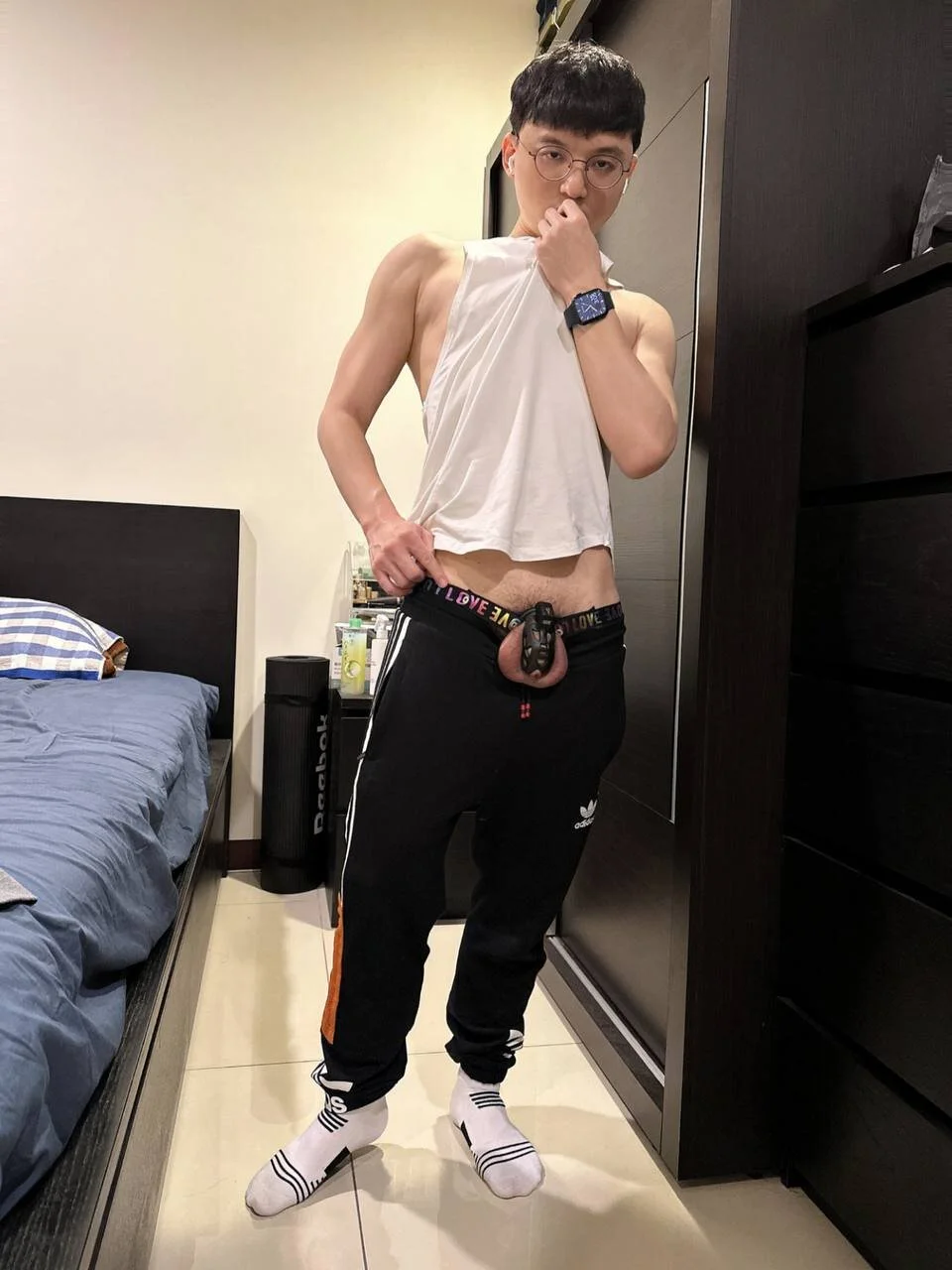 XXX Porn Photo of Nude cr_huang 4