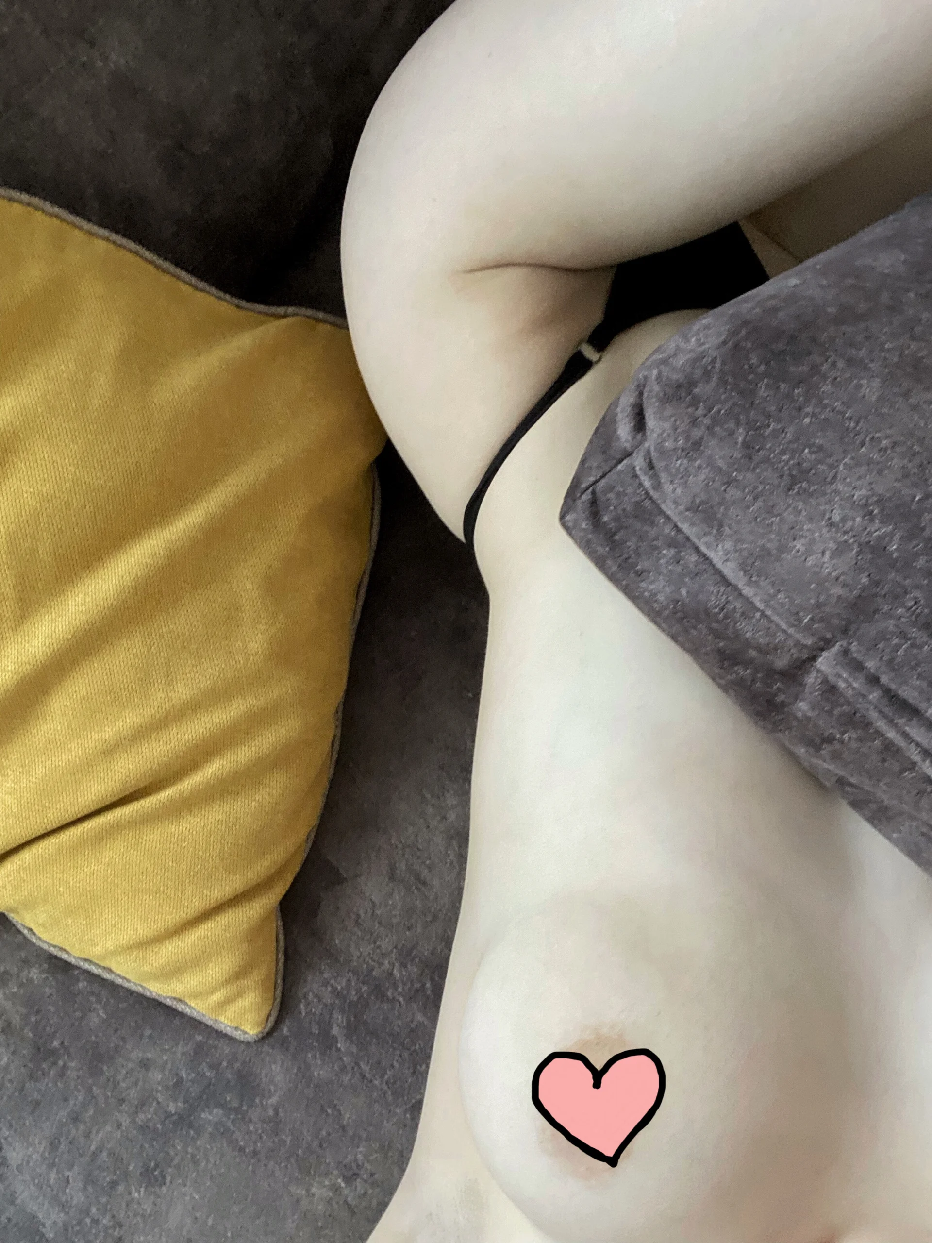 XXX Porn Photo of Nude shynyyylikammm 2