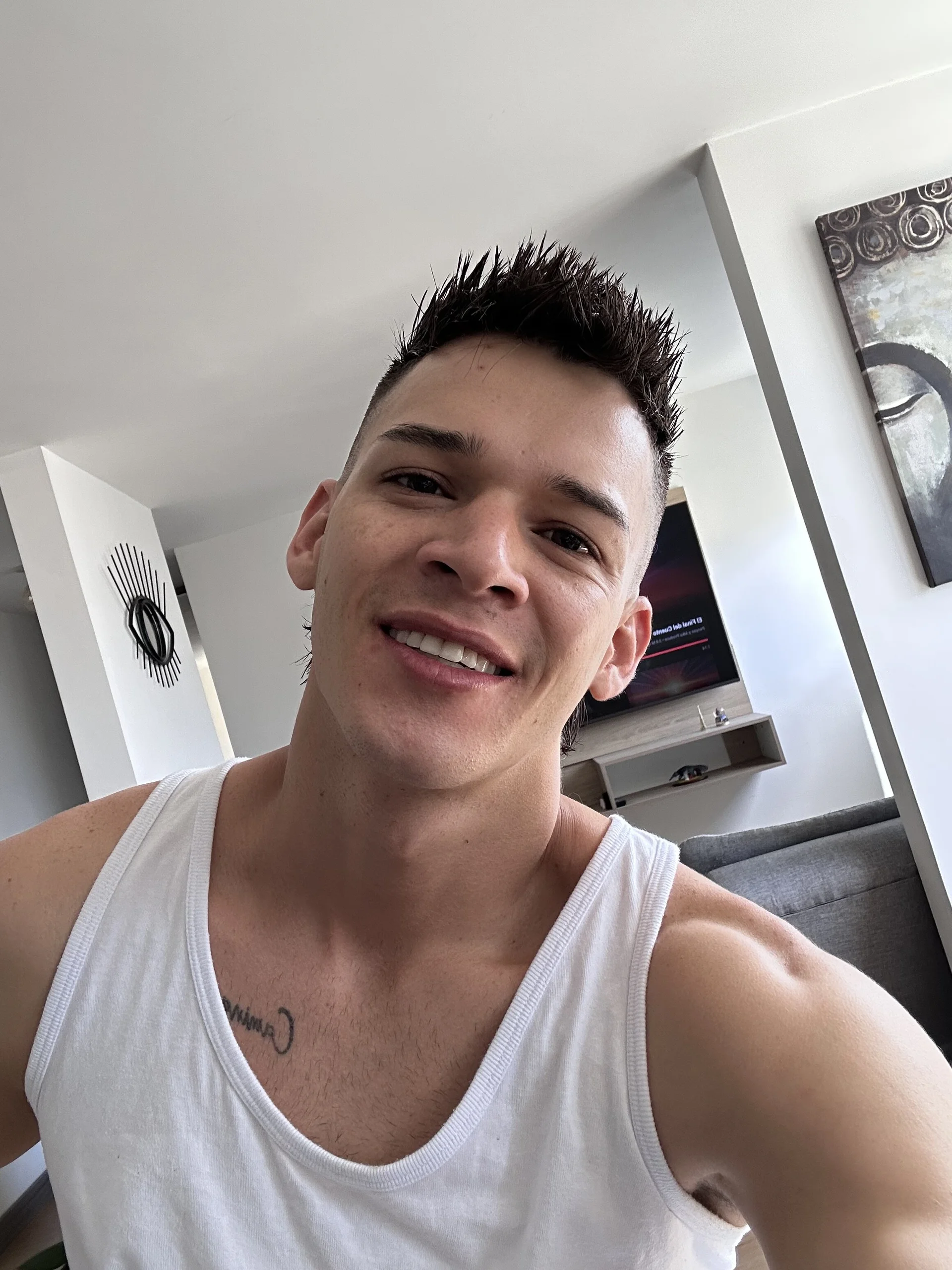 XXX Porn Photo of Nude DrakeCarter 14