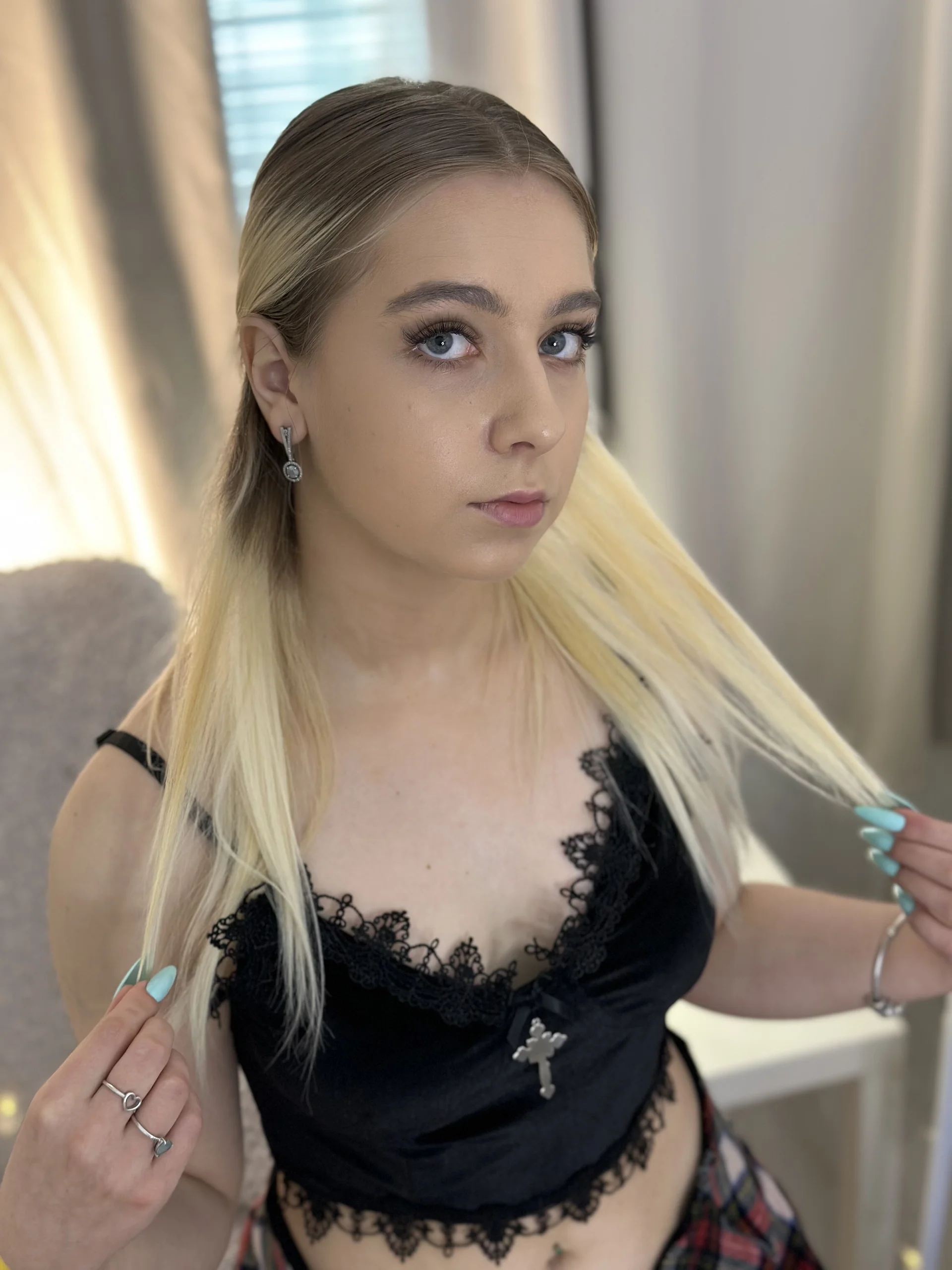 XXX Porn Photo of Nude ChloeVirelix 2