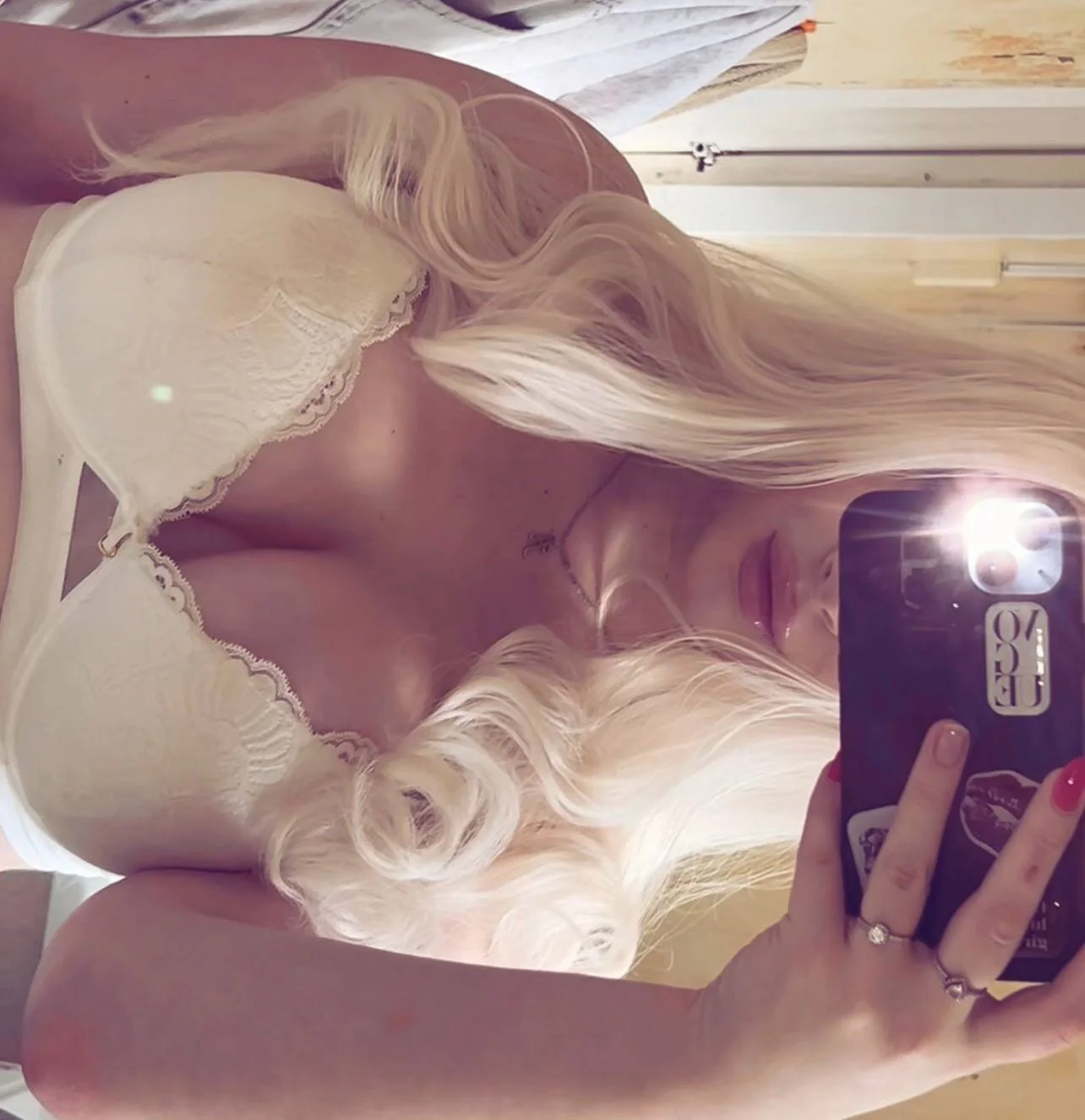 XXX Porn Photo of Nude RussianWhore 4