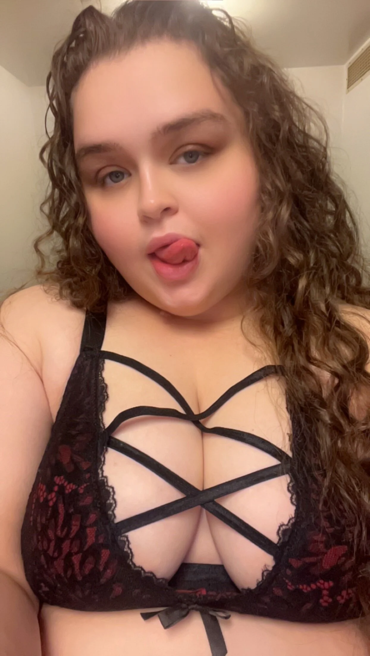 XXX Porn Photo of Nude StonerChick43 82