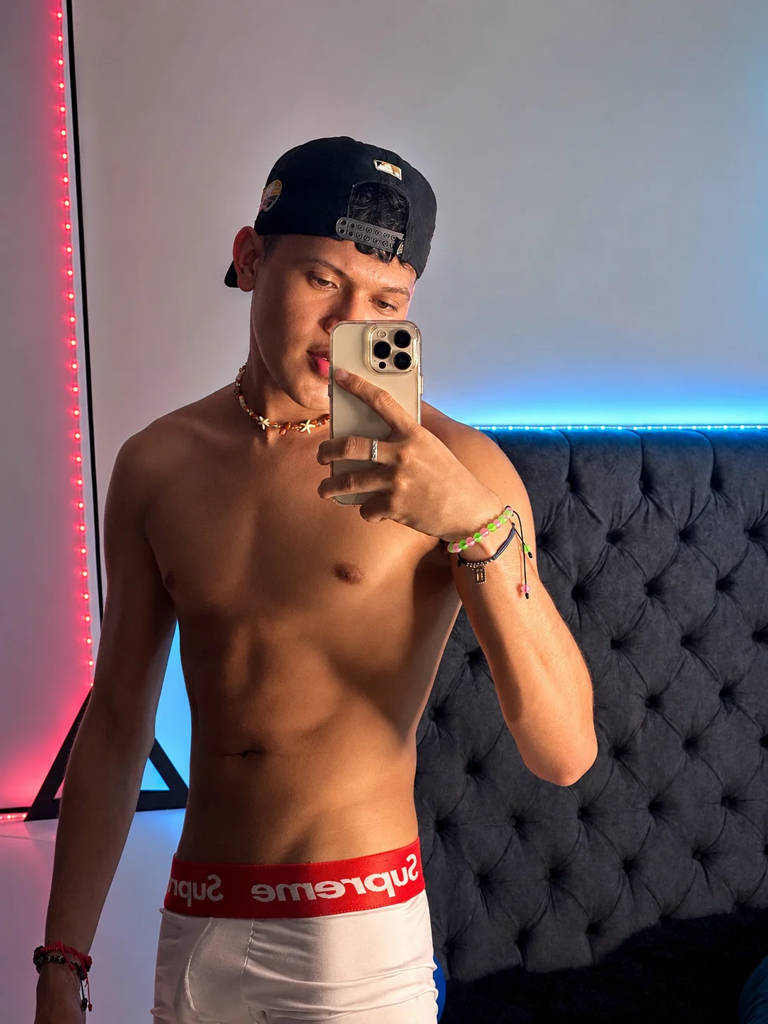 XXX Porn Photo of Nude kaled_grey 5