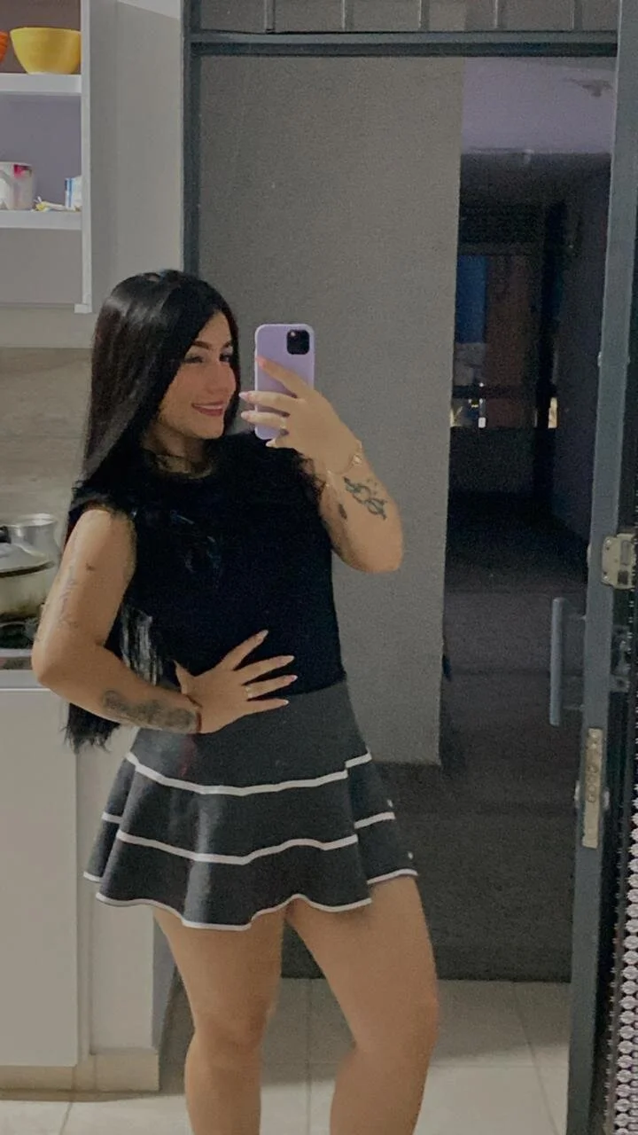 XXX Porn Photo of Nude EMA_JACK_ 2