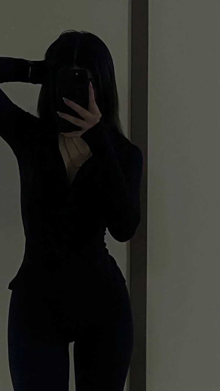 XXX Porn Photo of Nude mira_vibe 3