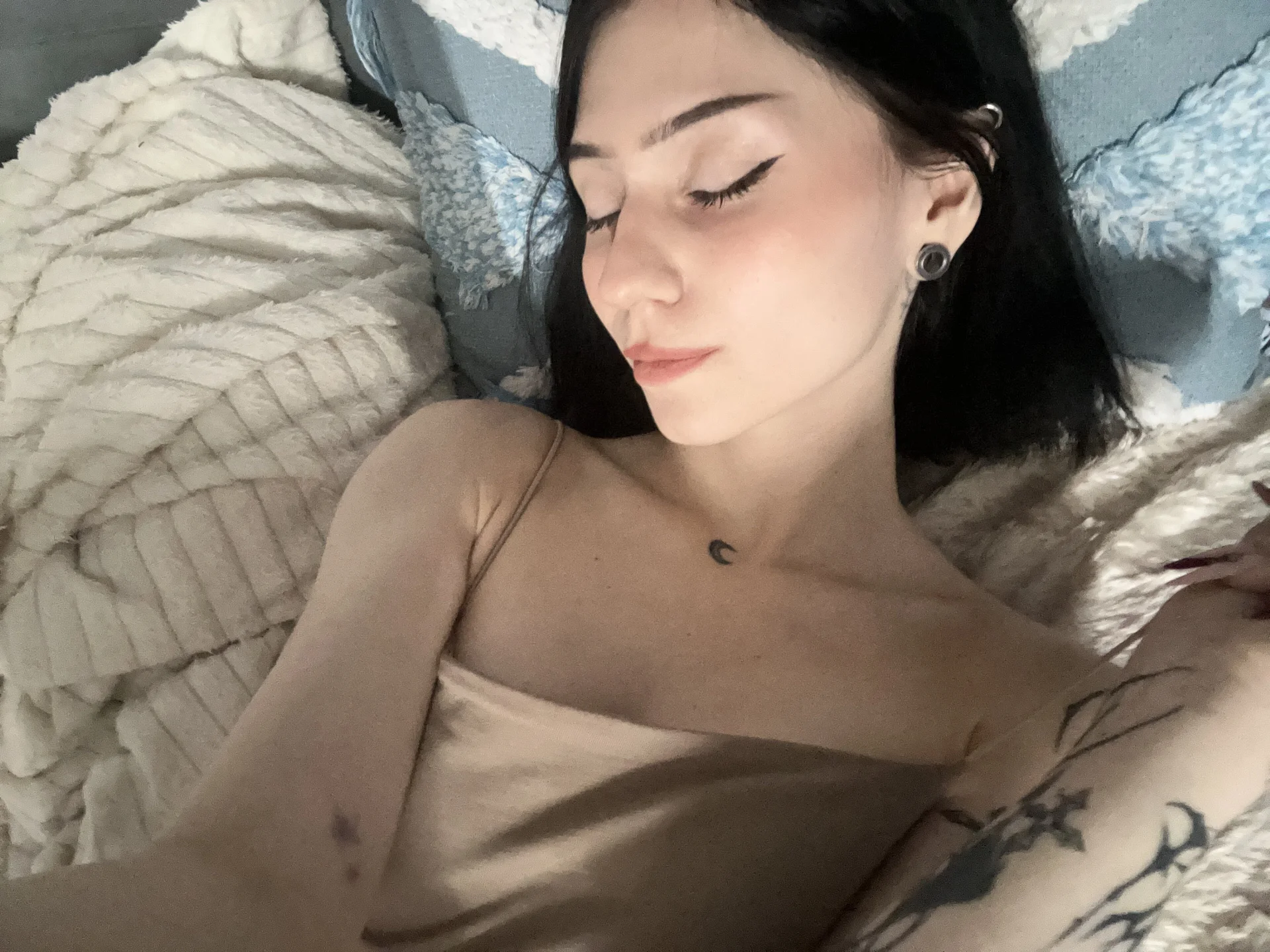 XXX Porn Photo of Nude poisondevotion 23