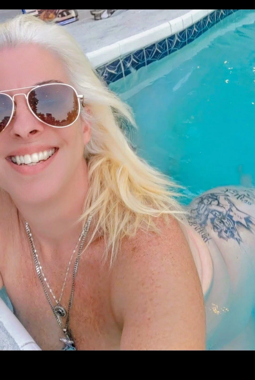 XXX Porn Photo of Nude StacysMomXOXO 7