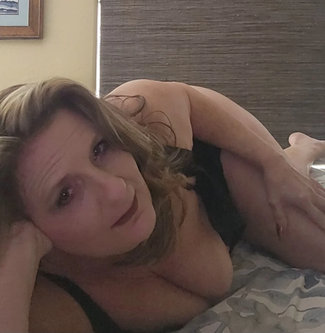 XXX Porn Photo of Nude SultrySummer68 4