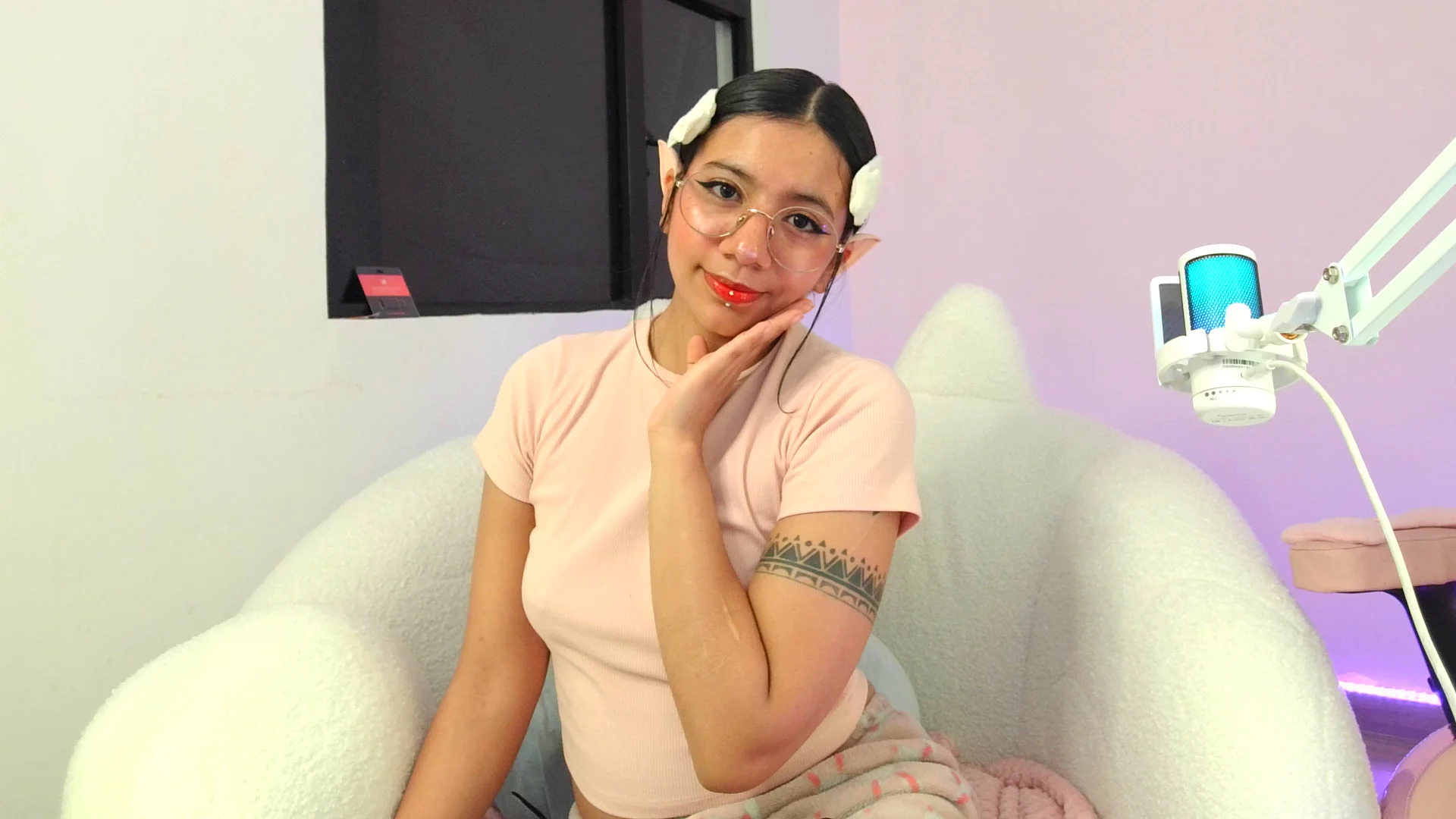 XXX Porn Photo of Nude Nami_usagi 7