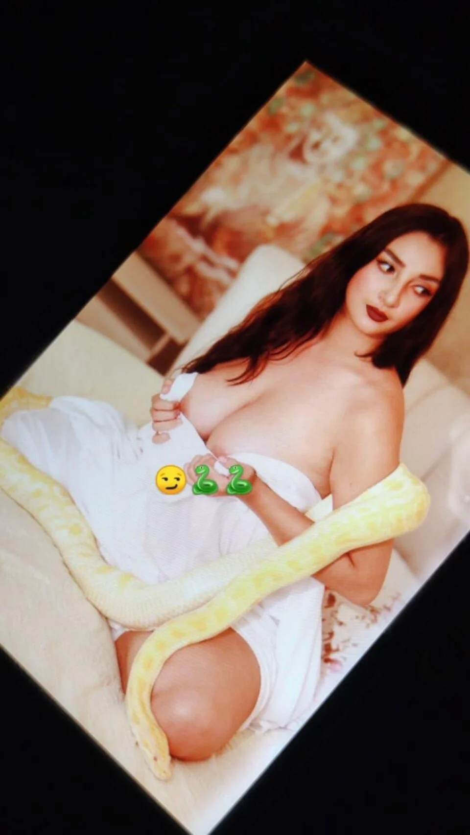 XXX Porn Photo of Nude Alice_Dickinssonn 2